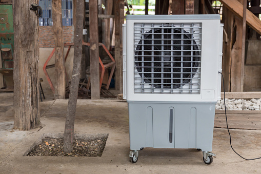 portable evaporative air conditioner